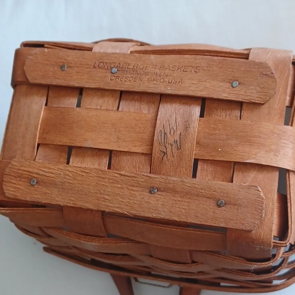 Vintage Longaberger Basket, wall hanger, 1990, 7x5x4